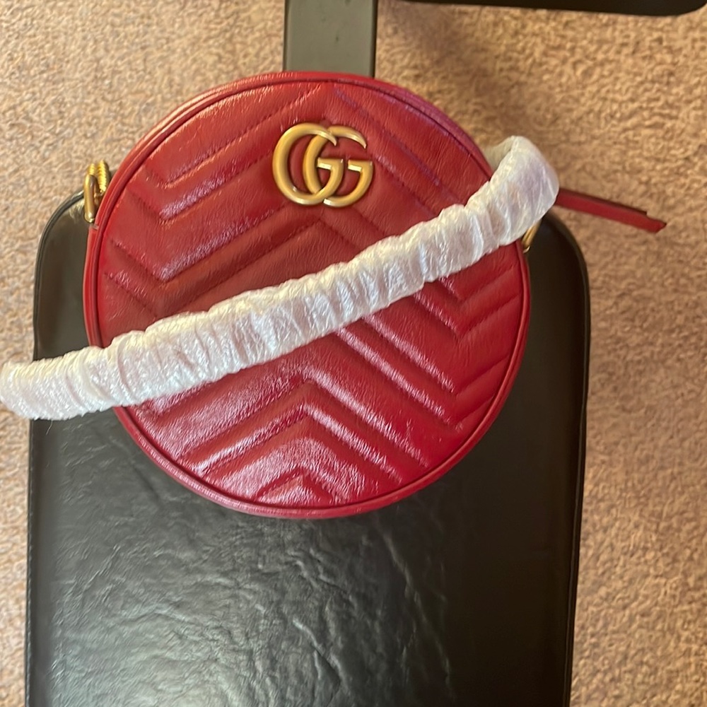 New Gucci Maramount Gg Mini Leather Round Shoulder Bag.